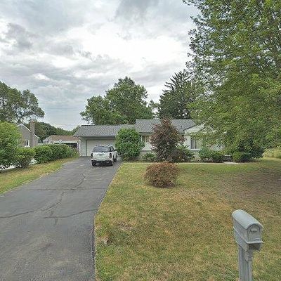 5929 Southward Ave, Waterford, MI 48329