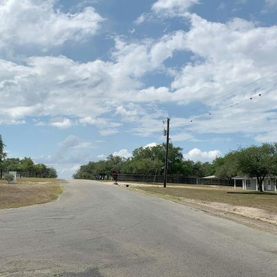 5935 Chaparral Trl, Beeville, TX 78102