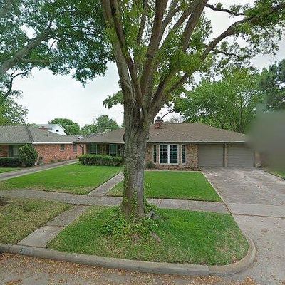 5935 Rutherglenn Dr, Houston, TX 77096