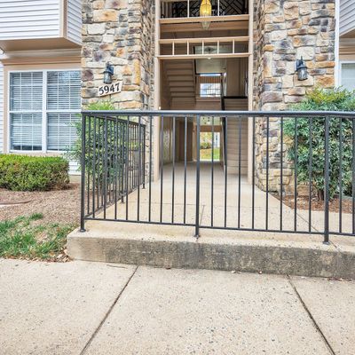 5947 Founders Hill Dr #203, Alexandria, VA 22310