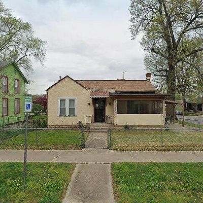 602 Pawnee St, Leavenworth, KS 66048