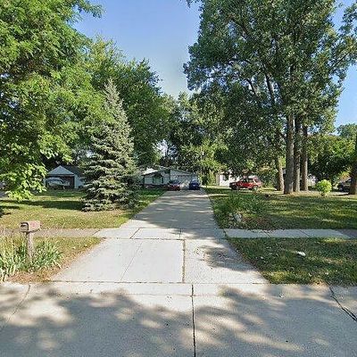 6075 Catalpa Ave, Sterling Heights, MI 48314