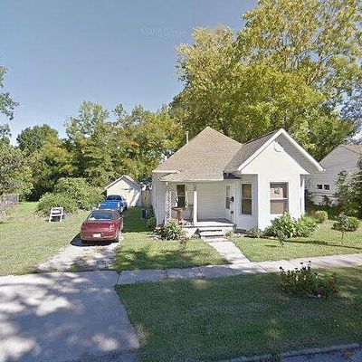 609 N Almond St, Carbondale, IL 62901