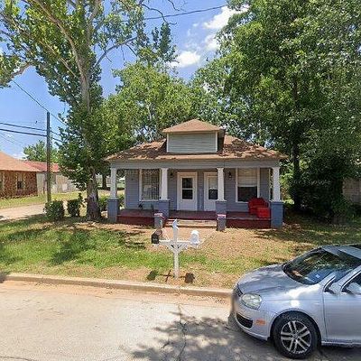 612 N Jackson St, Palestine, TX 75801