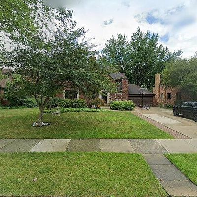 613 Barrington Rd, Grosse Pointe Park, MI 48230