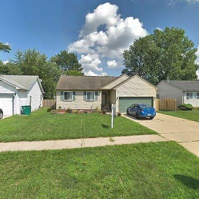 6161 Loraine St, Romulus, MI 48174