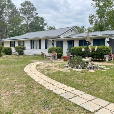 62 W Juniper Ave, Defuniak Springs, FL 32433