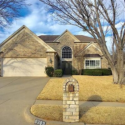 6209 Castle Creek Rd, Arlington, TX 76017