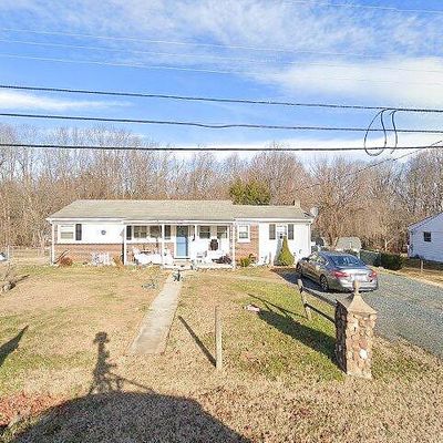 621 Amelon Rd, Madison Heights, VA 24572