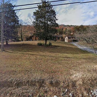 622 Old Lake City Hwy, Rocky Top, TN 37769