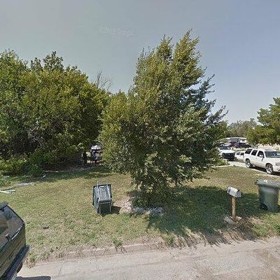 811 Minneola Rd, Dodge City, KS 67801