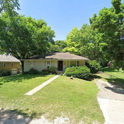 8116 Wayne Ave, Kansas City, MO 64131