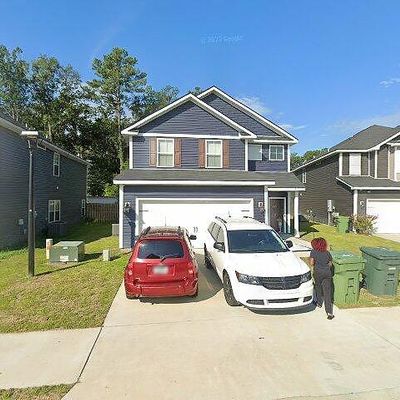 813 Fairview Cir, Hinesville, GA 31313