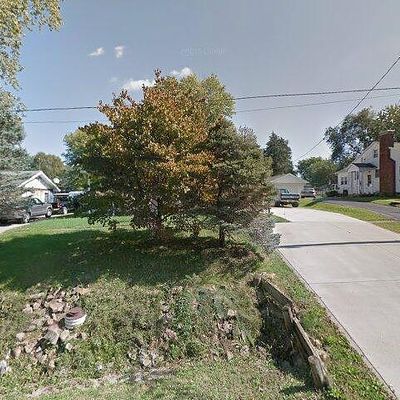 813 Water St, Grayville, IL 62844