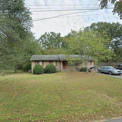 8147 Foster Rd, Chattanooga, TN 37421