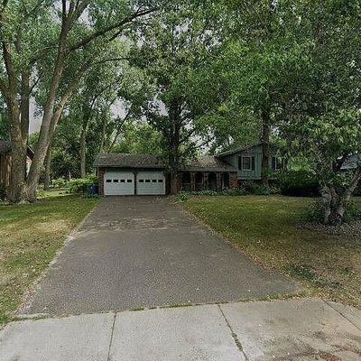 817 Brookwood Ln, Sartell, MN 56377