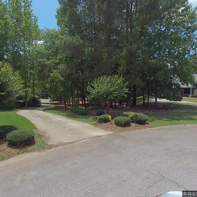 82 Windjammer Ln, Nicholson, GA 30565