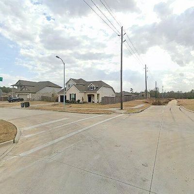 823 S Galley Dr, Crosby, TX 77532