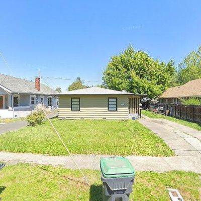 824 Dakota Ave, Medford, OR 97501