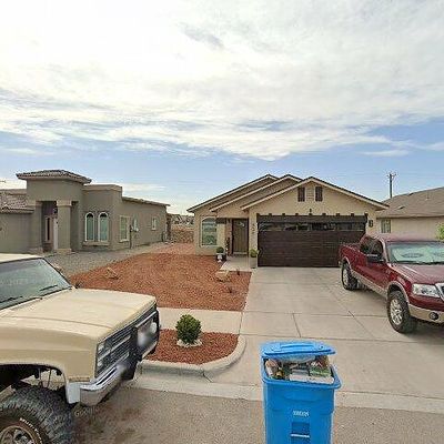 824 Nena Shapleigh Ln, Socorro, TX 79927