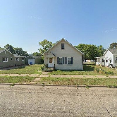 827 E Mark St, Winona, MN 55987