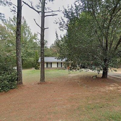 828 Lake Mitchell Rd, Clanton, AL 35045