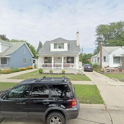 8323 Central, Center Line, MI 48015