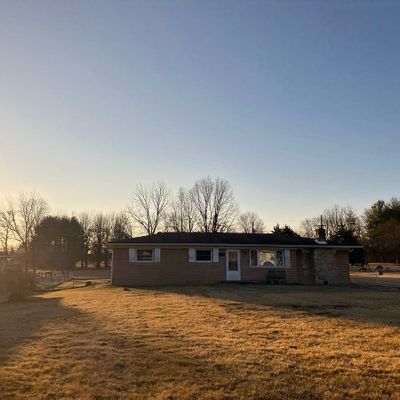 8337 W Sycamore Rd, Fairland, IN 46126