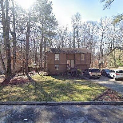 846 Forest Path, Stone Mountain, GA 30088