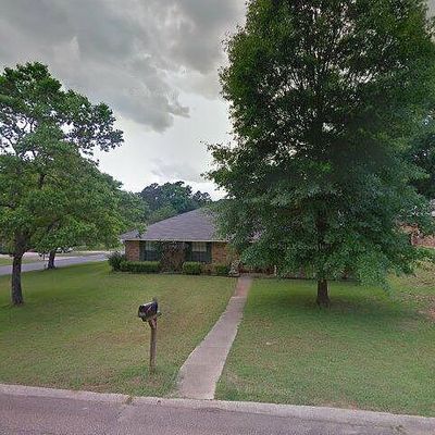 8518 Woodhill Ln, Haughton, LA 71037