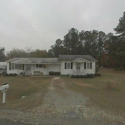 858 N Walton Ave, Benson, NC 27504