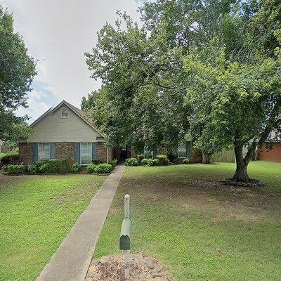 8908 Rosewood Dr, Fort Smith, AR 72903