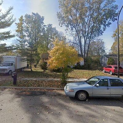 9 Blain Ct, Ann Arbor, MI 48108