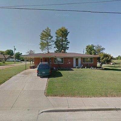 902 Bruce St, Perryville, MO 63775