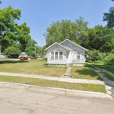 905 S 1 St Ave, Albert Lea, MN 56007