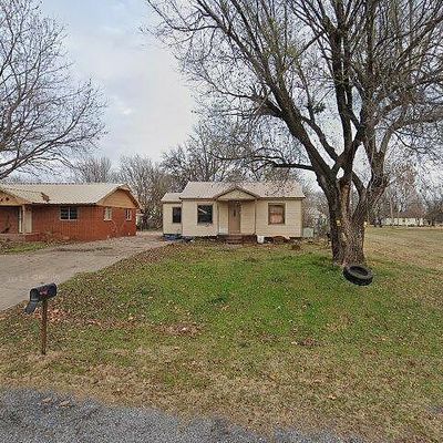 905 Sw 2 Nd St, Lindsay, OK 73052