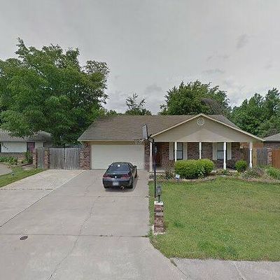 910 N 29 Th St, Rogers, AR 72756