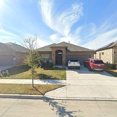 9101 Pearfield Rd, Fort Worth, TX 76179