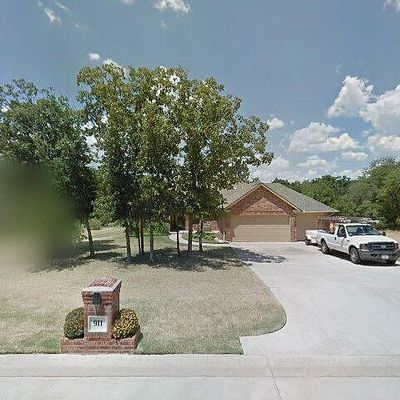 911 White Tail Ct, Guthrie, OK 73044