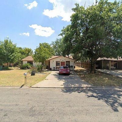 913 Stonewall Dr, San Angelo, TX 76905