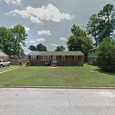 913 Yorkshire Rd, Colonial Heights, VA 23834