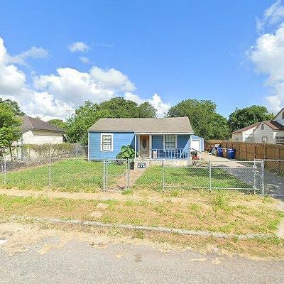 917 Erwin Ave, Corpus Christi, TX 78408