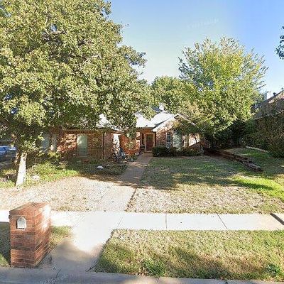 9213 Winslow Ct, North Richland Hills, TX 76182