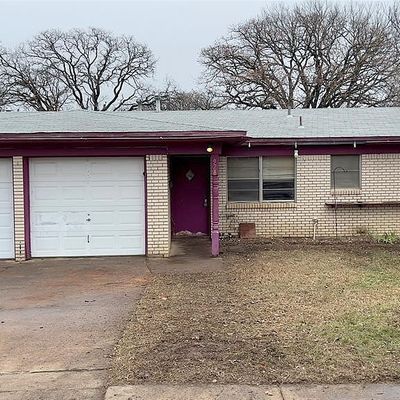 928 Jerry Ln, Bedford, TX 76022