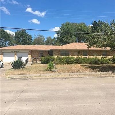 931 W Pleasant Run Rd, Lancaster, TX 75146