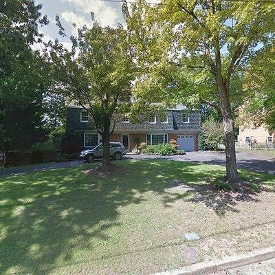 9326 Fairfax St, Alexandria, VA 22309