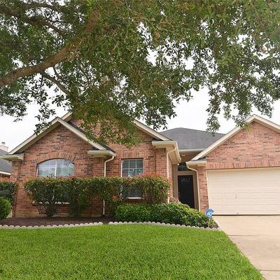 7611 Waterlilly Ln, Pearland, TX 77581