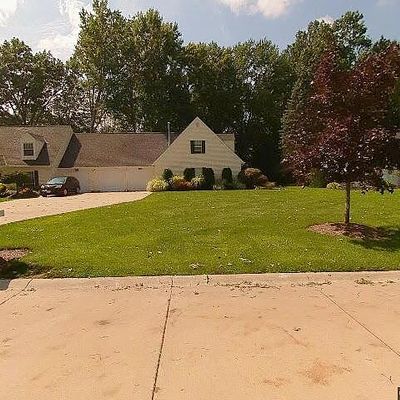7660 Andrea Dr, Concord Township, OH 44060