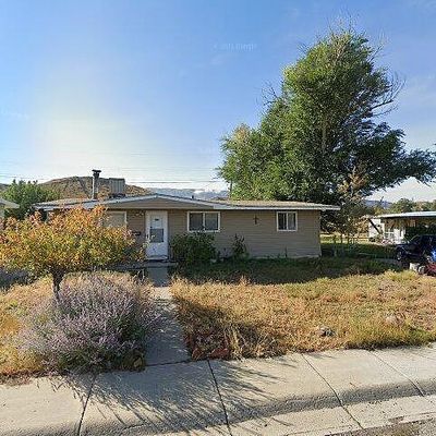 78 Jasmine St, Casper, WY 82604