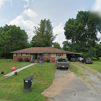 79 Center Dr, Chickamauga, GA 30707